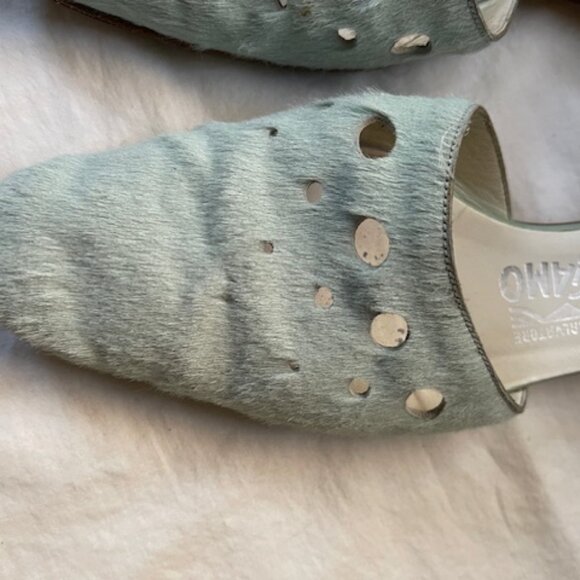 Ferragamo Mules size 8 with baby blue Pony Hair - Picture 3 of 5